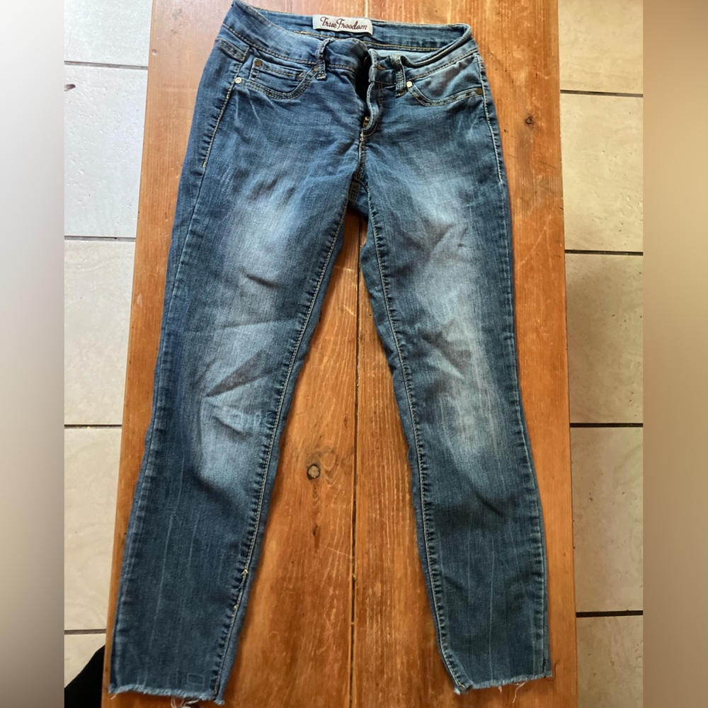True Freedom capri pants